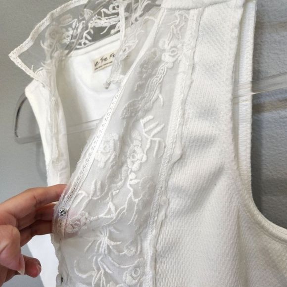 NWT Free People lace white top - Picture 4 of 5
